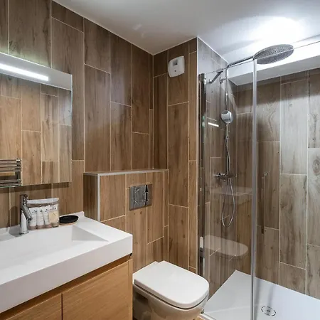 Arcelin - 5 Pieces Pour 8 Personnes 574 Apartment